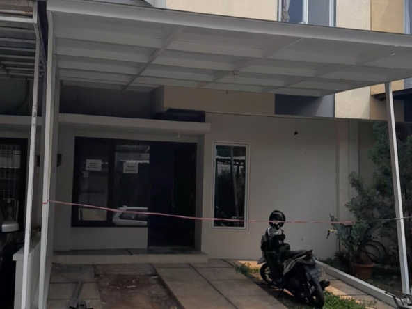 Dijual cepat rumah di premiar park2 murah SATULISTING.com