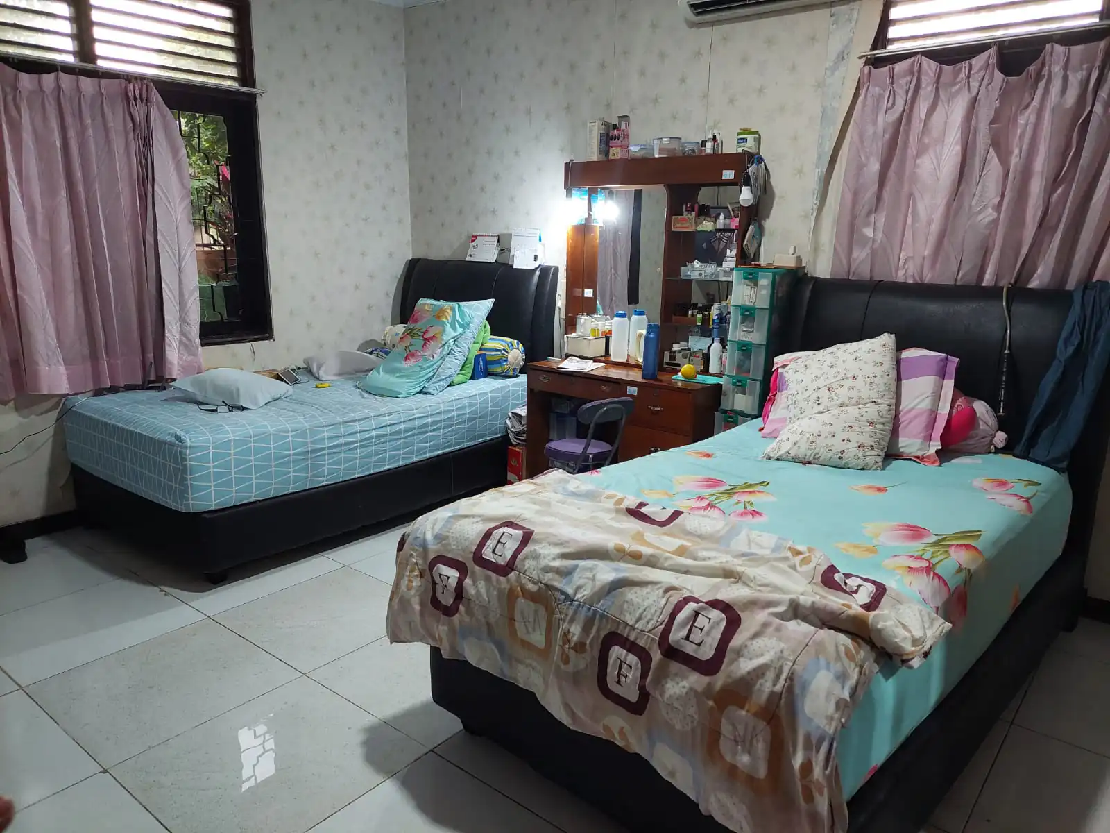 KAMAR TIDUR RUMAH PULAU PUTRI KOTA MODERNLAND TANGERANG
