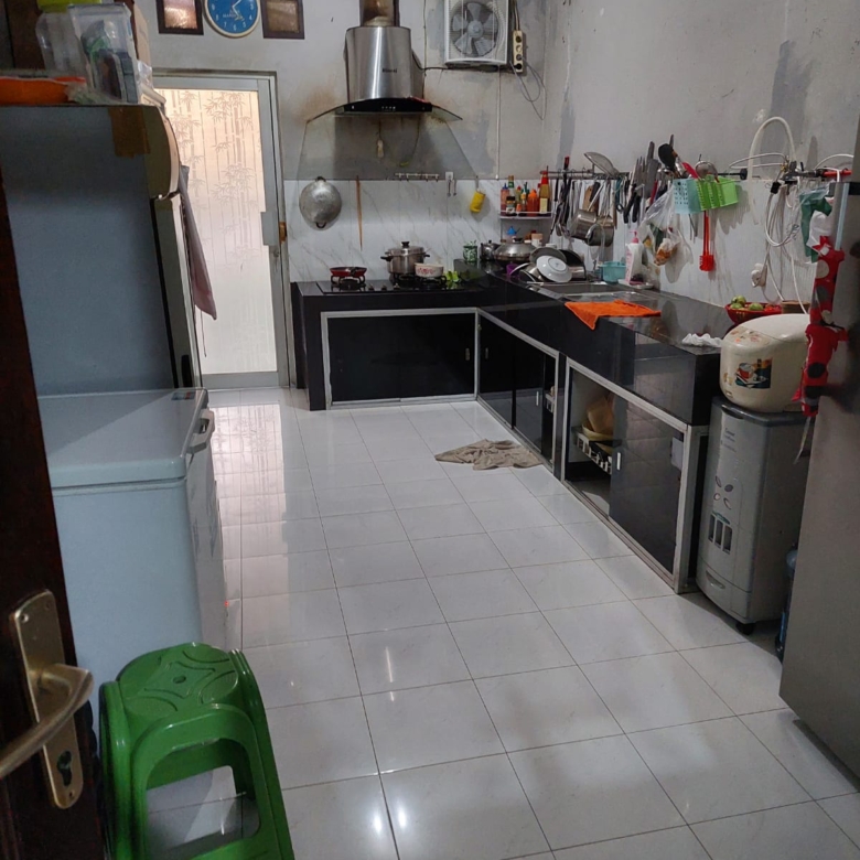 Dapur RUMAH PULAU PUTRI KOTA MODERNLAND TANGERANG
