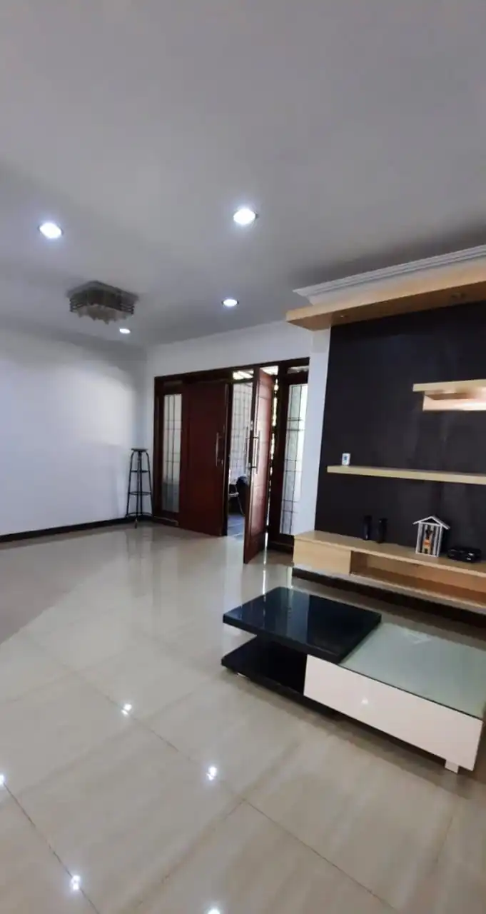 Ruang DISEWAKAN RUMAH NYAMAN SETRADUTA BANDUNG