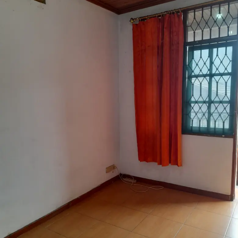 Ruang Tamu Rumah sewa di pejuang bekasi