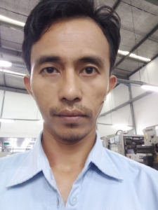 Vicky Zulfikar