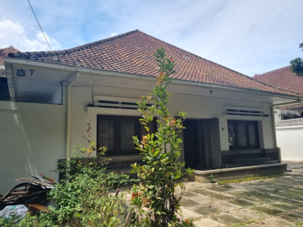 RUMAH STRATEGIS TRUNOJOYO BANDUNG