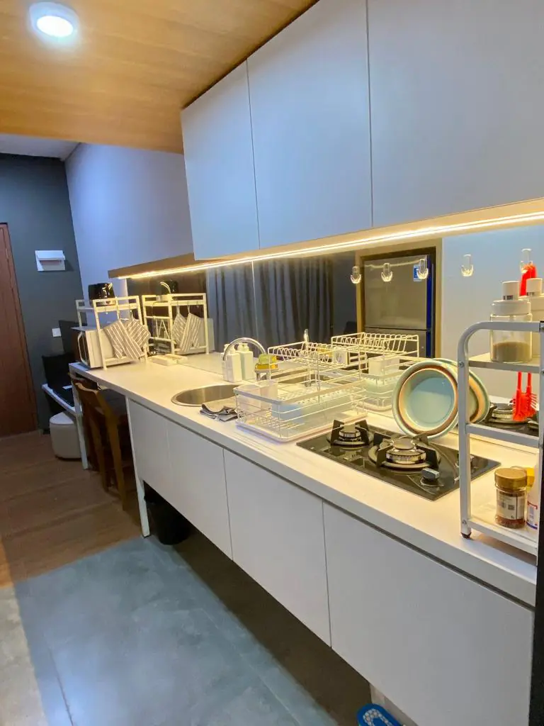RUMAH BSD FLEEKHAUZ R FULL FURNISHED 3