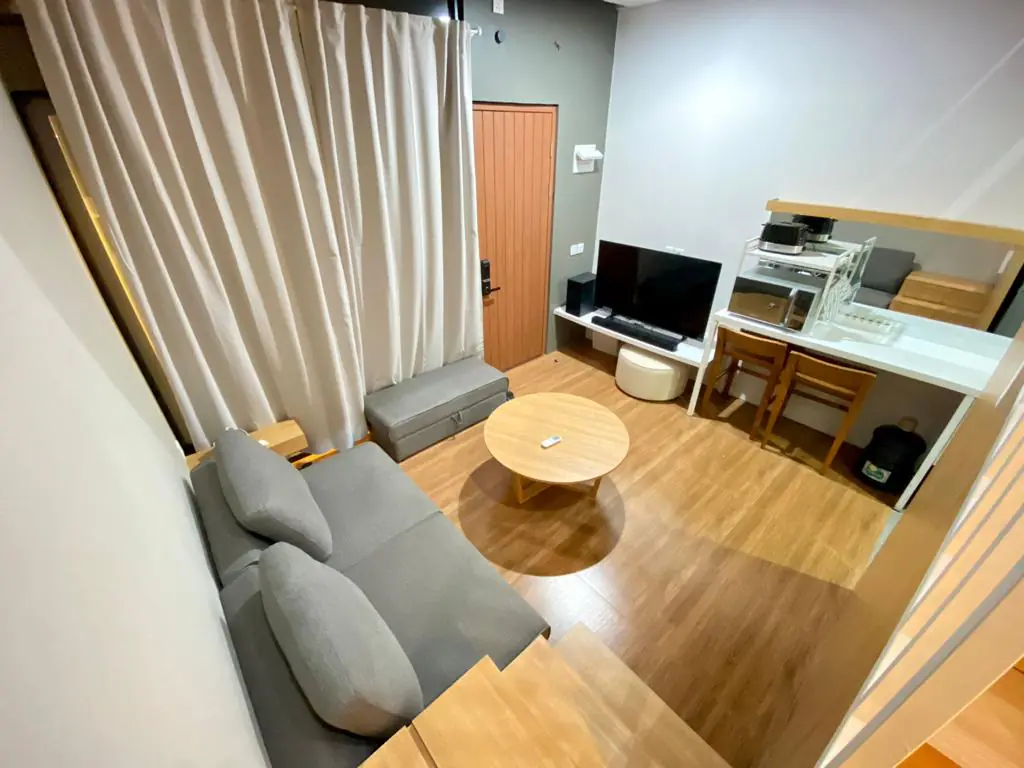 RUMAH BSD FLEEKHAUZ R FULL FURNISHED 2