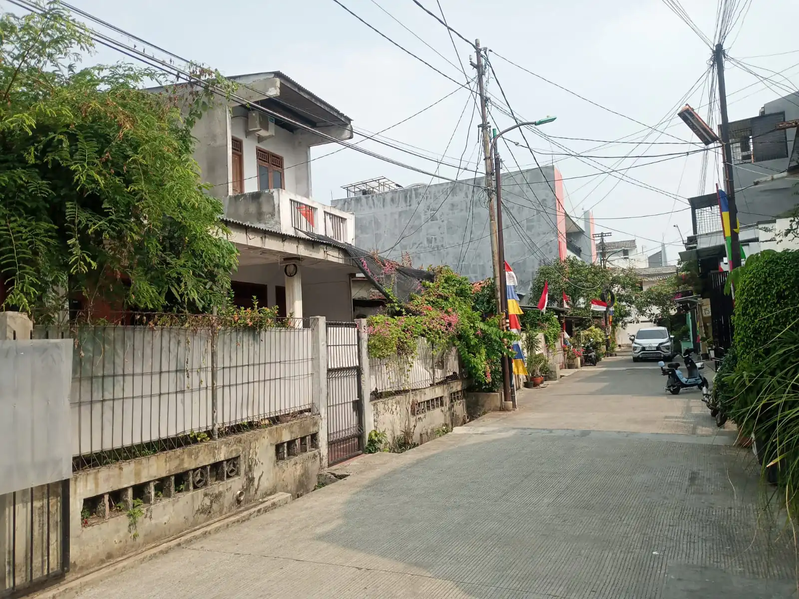 RUMAH LATUMETEN JELAMBAR JAKARTA BARAT
