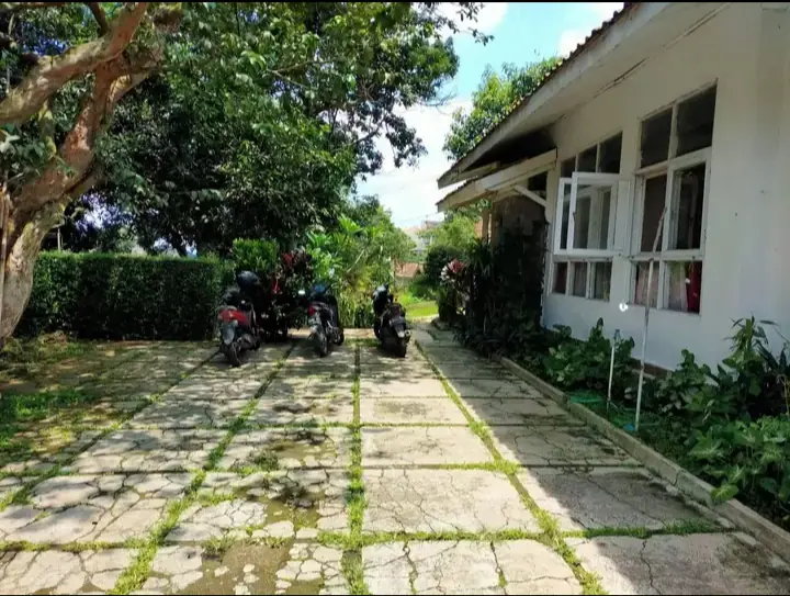 Dijual Rumah Hitung tanah di sayap Dago bandung