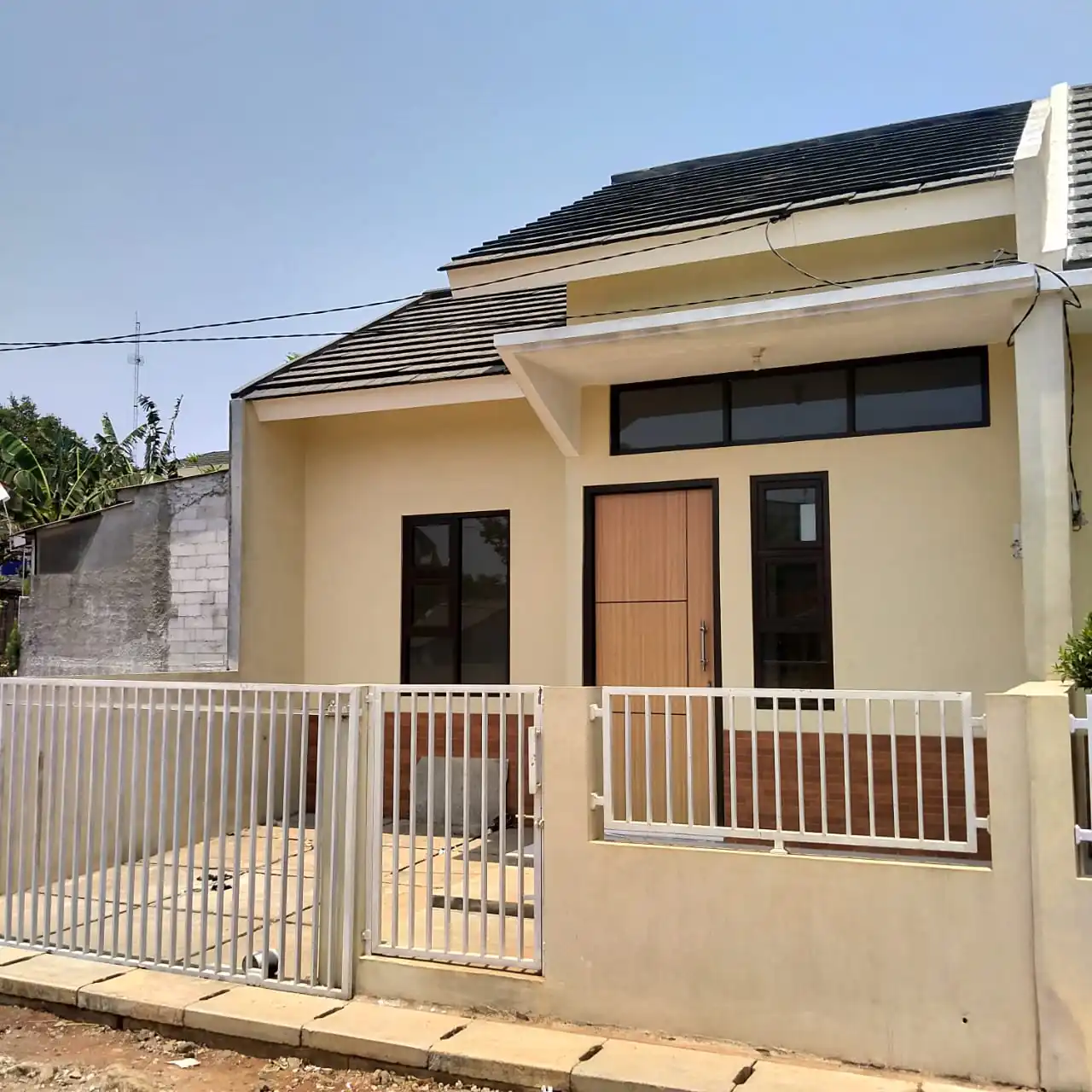 RUMAH MUSTIKA ASRI PEDURENAN