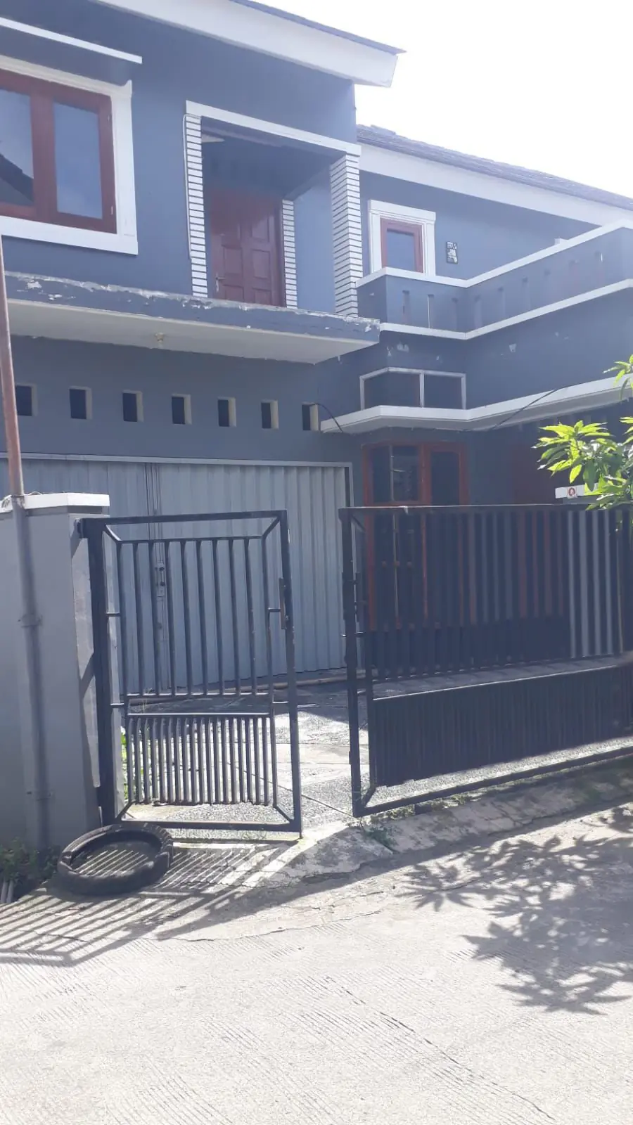 Rumah 2 Lantai Bagus Perumahan Kelapa Dua Bisa Nego Rumah 2 Lantai Bagus Perumahan Kelapa Dua Bisa Nego