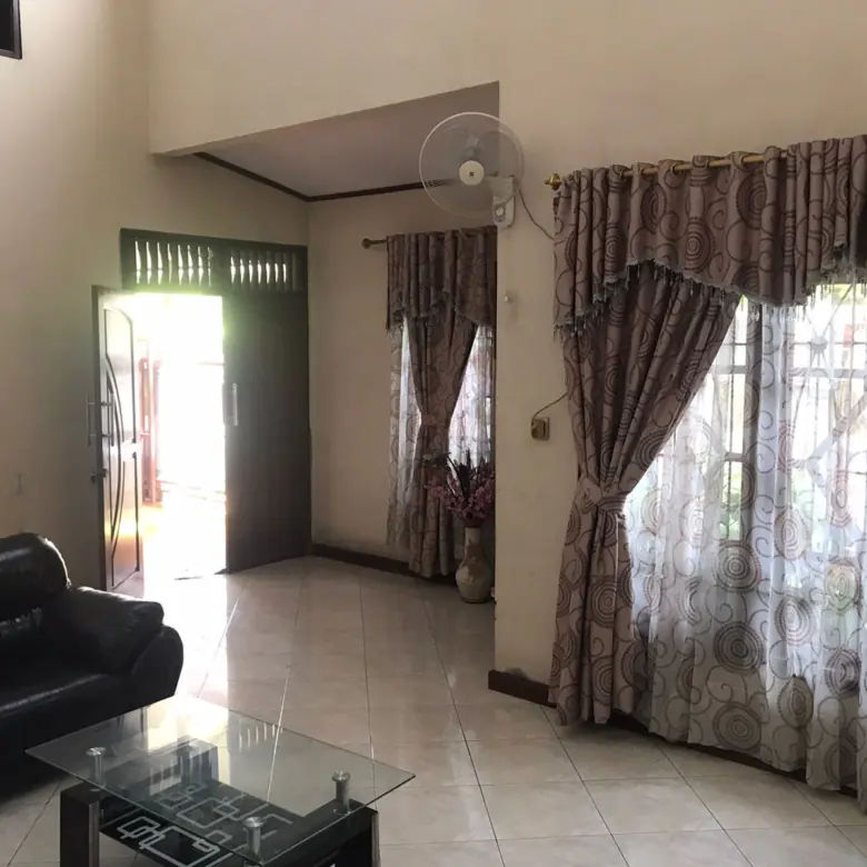 Rumah 2 Lantai Benua Indah Tangerang 3