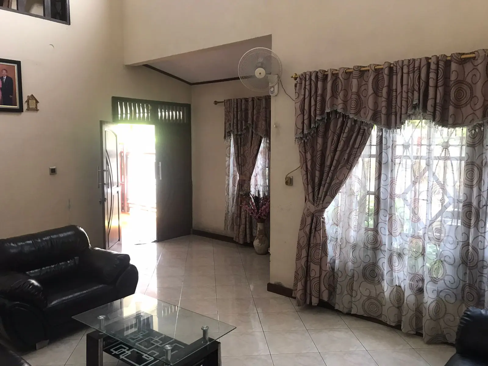 Rumah 2 Lantai Benua Indah Tangerang 3