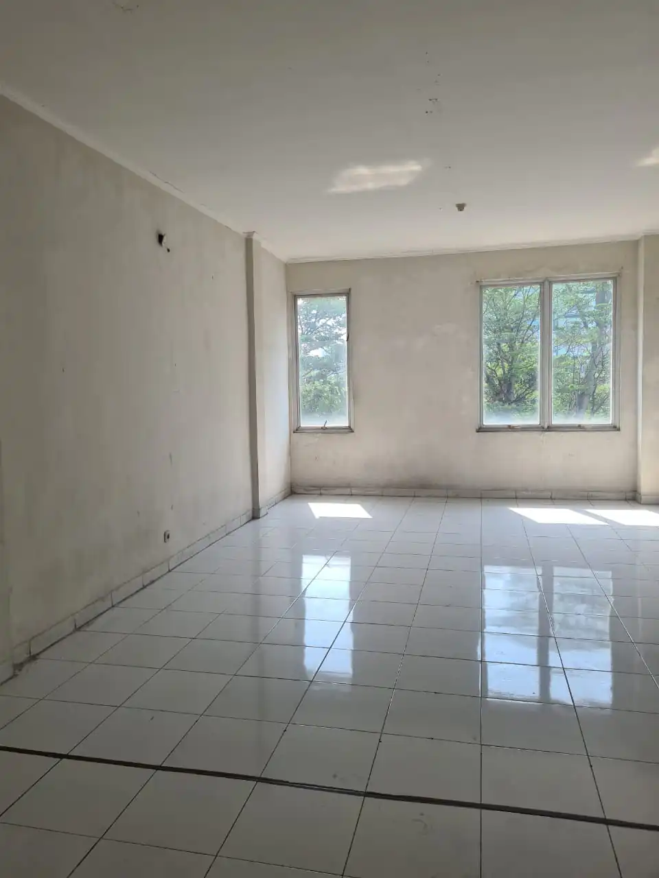 Ruko Siap Pakai 3 Lantai Di Modern Town Market Modernland 2