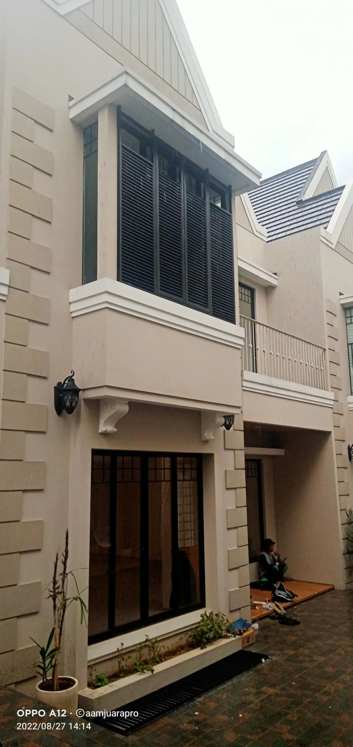 Rumah Baru Minimalis Eksklusif di Setra Duta Bandung