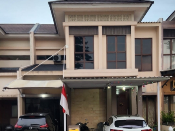 Rumah 2 Lantai Suvarna Padi Cluster Cempaka