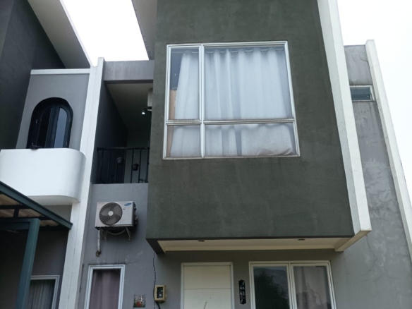 Rumah 2 Lantai Di Cluster The Height Tangerang Selatan