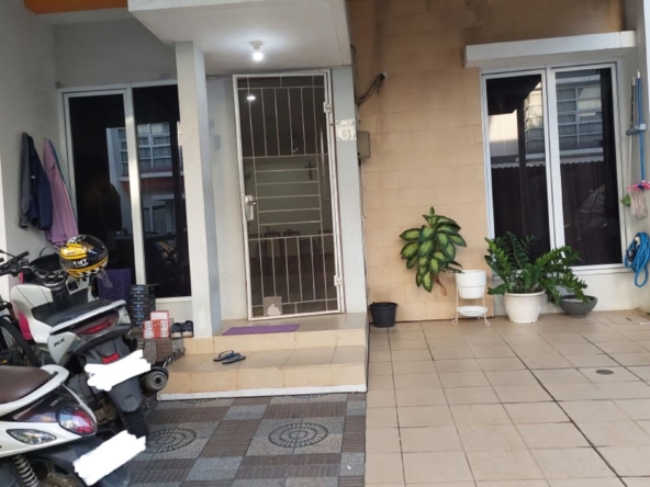 Dijual Rumah 2 Lantai Cluster Riviera Gading Serpong