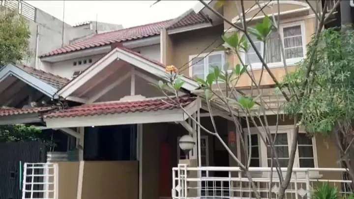 Rumah 2 Lantai Sektor 7a Gading Serpong