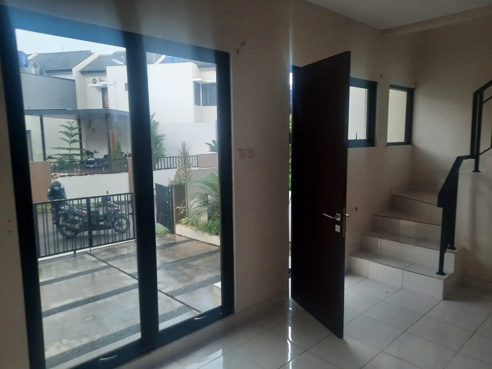 Rumah Baru 2 Lantai Di Melati Mas Serpong 2