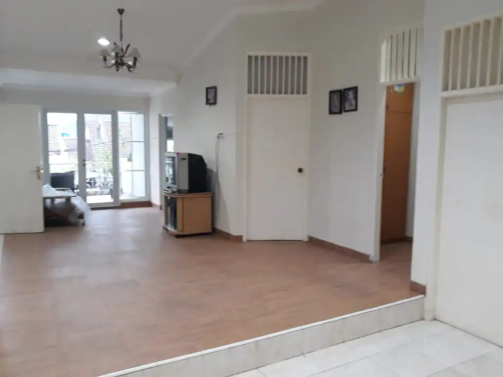Rumah Bagus 2 Lantai Melati Mas Serpong 4