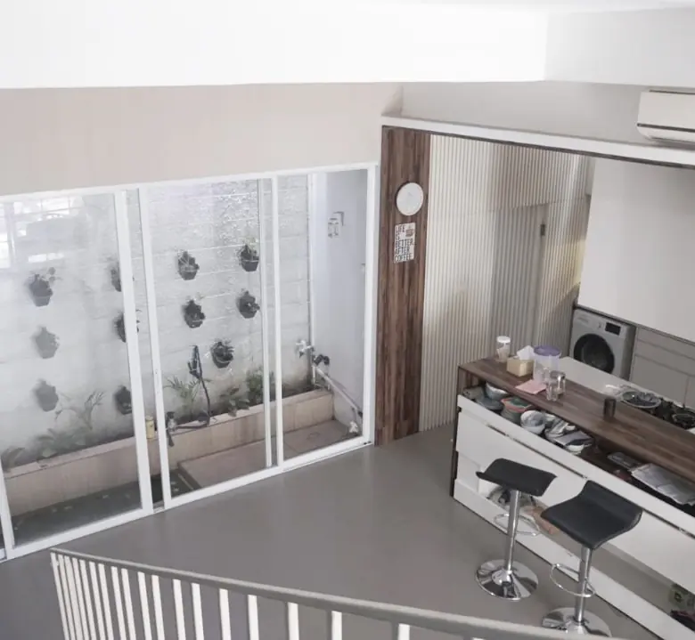 Rumah Dijual 3 Lantai Southern Townhouse Jakarta Selatan 4