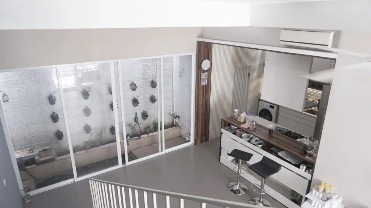 Rumah Dijual 3 Lantai Southern Townhouse Jakarta Selatan 4
