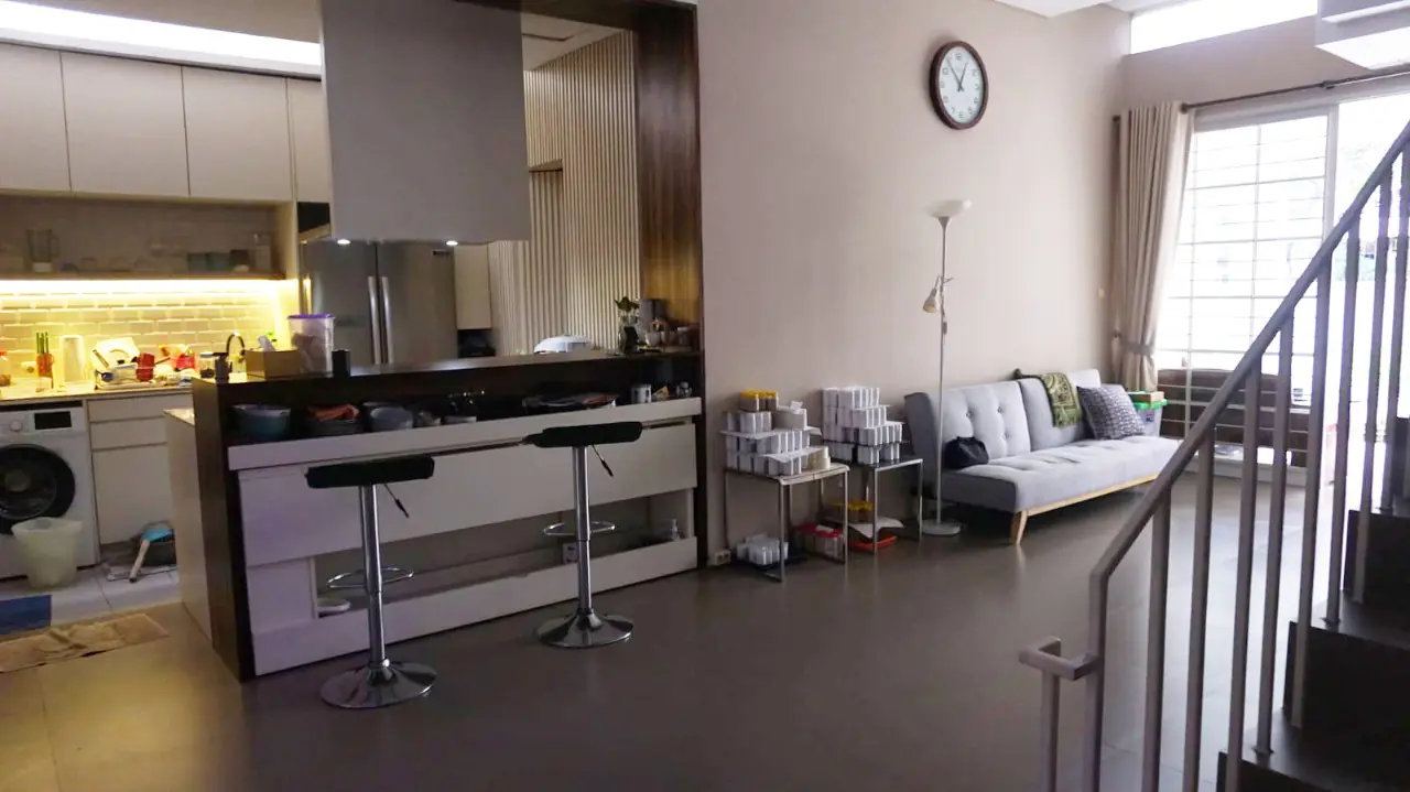 Rumah Dijual 3 Lantai Southern Townhouse Jakarta Selatan 5