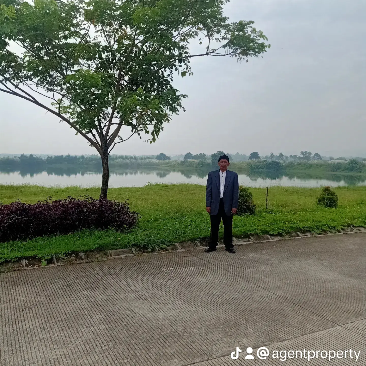 Rumah view danau dan juga view gunung Cileungsi Bogor
