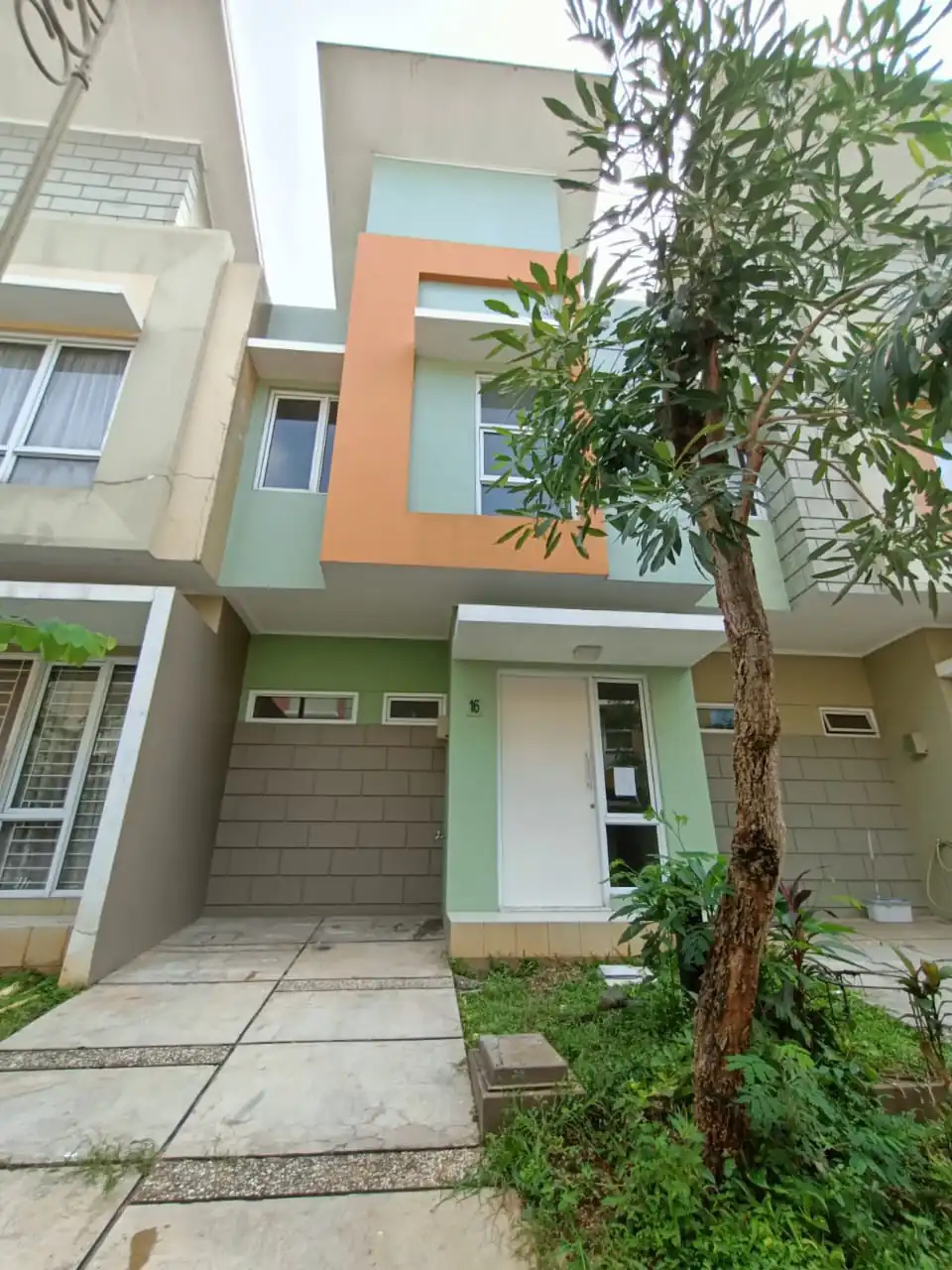 Labella Village Paramount