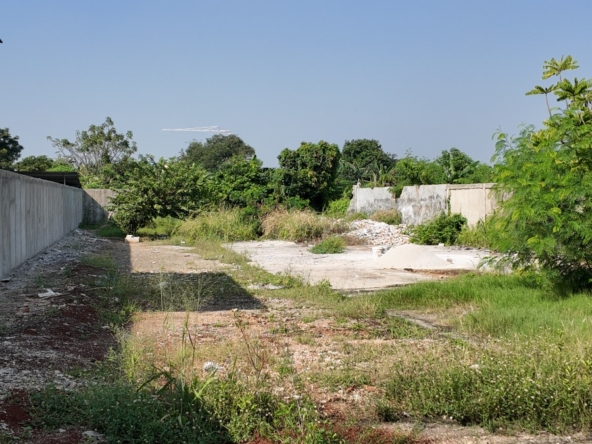 Lahan Kosong Lokasi Luas Dekat Jalan Raya Sangiang Tangerang