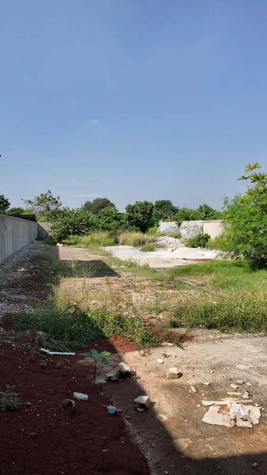 Lahan Kosong Lokasi Luas Dekat Jalan Raya Sangiang Tangerang