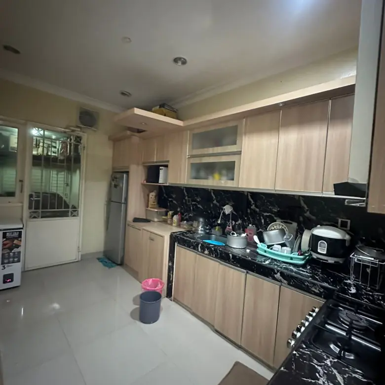 Kitchen Area Aquamarine Gading Serpong