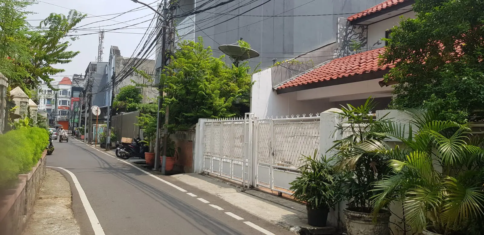 Rumah Bagus 2 Lantai Petojo Selatan Jakarta Pusat 2