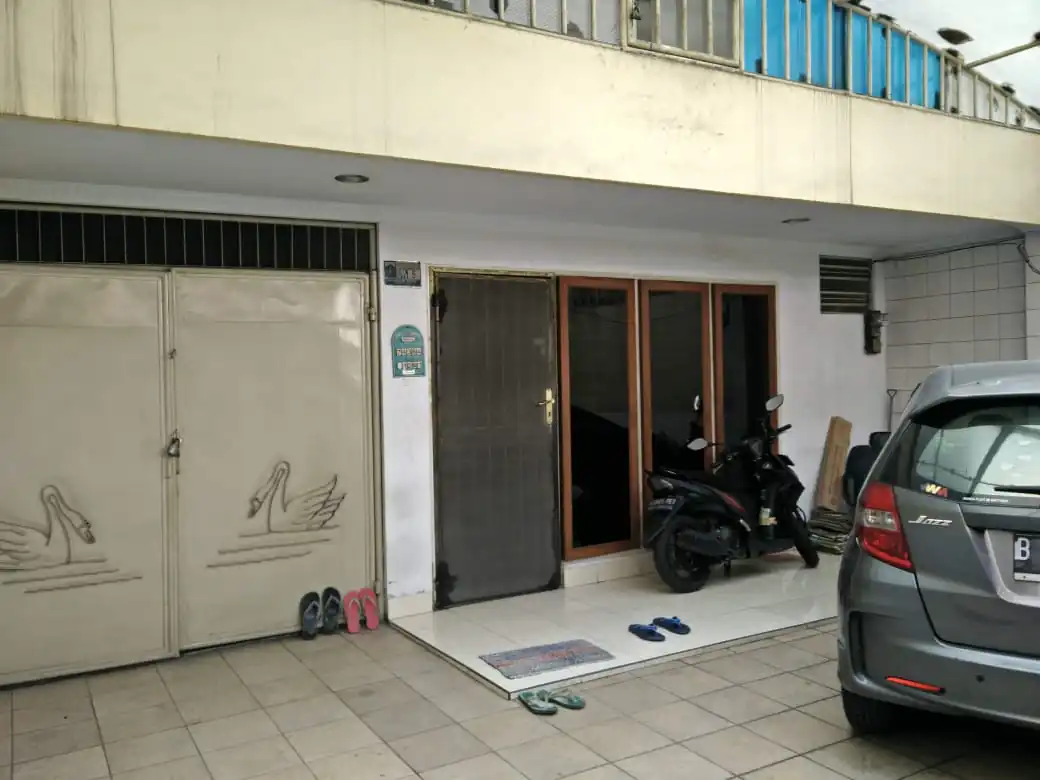 DIJUAL Rumah Potojo Selatan Jakarta Pusat