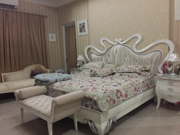 Master Bedroom Cluster Aquamarine Gading Serpong