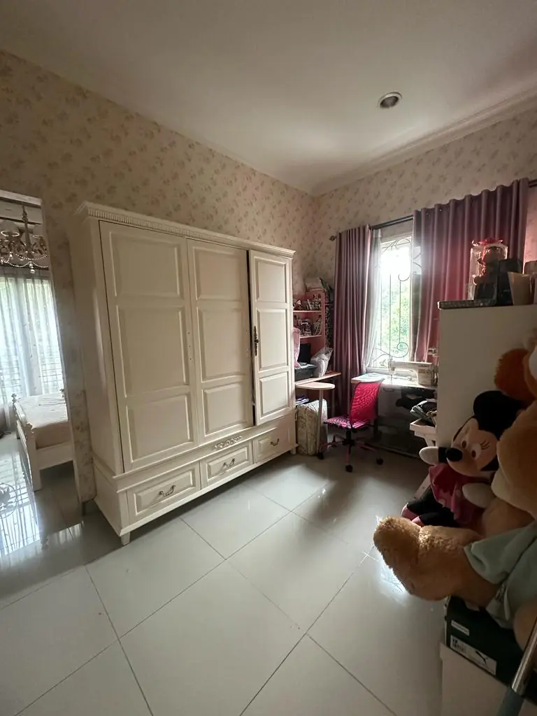 Walking closet Cluster Aquamarine Gading Serpong