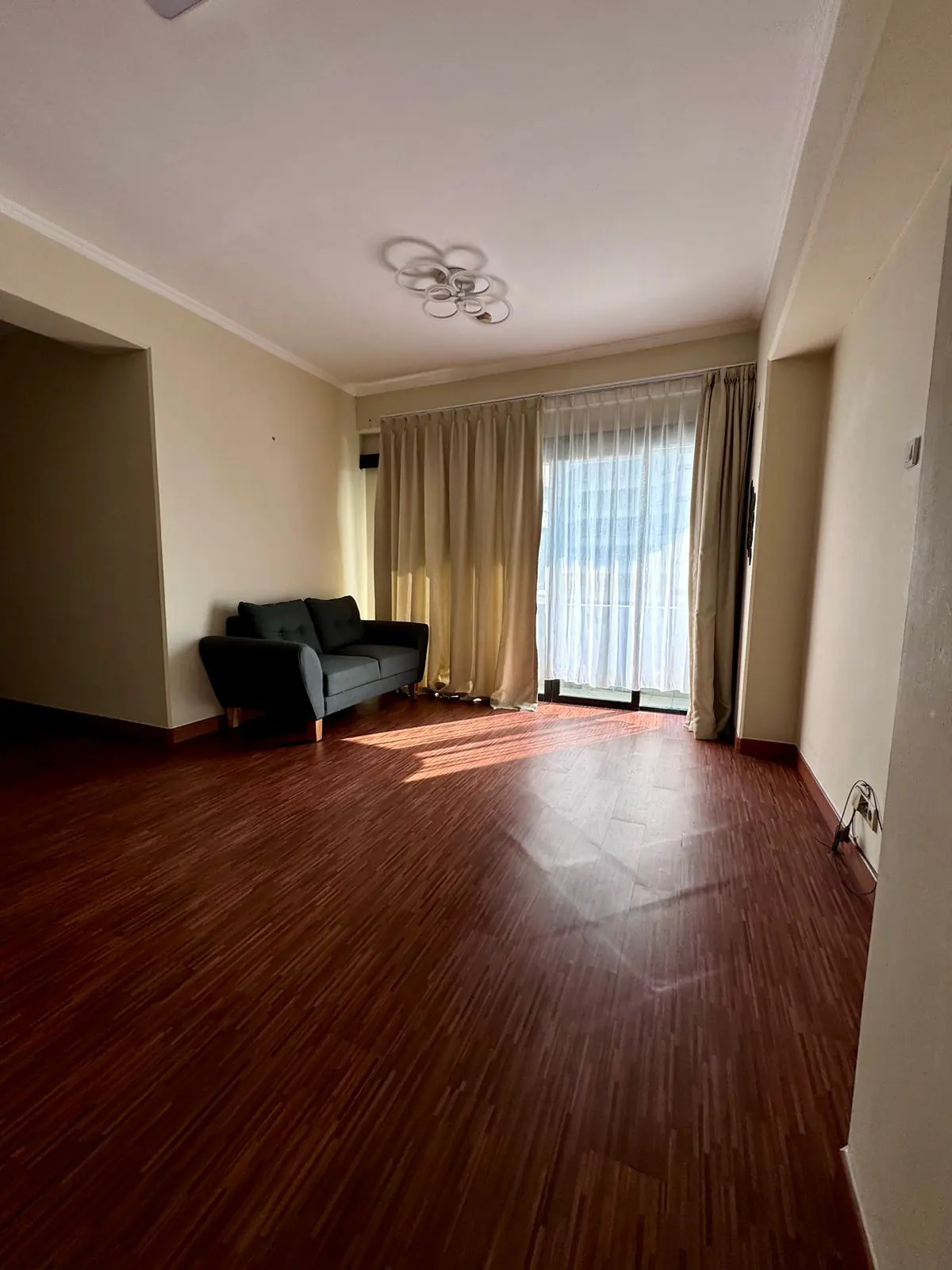 Ruangan Keluarga Condominium Golf Lippo Karawaci