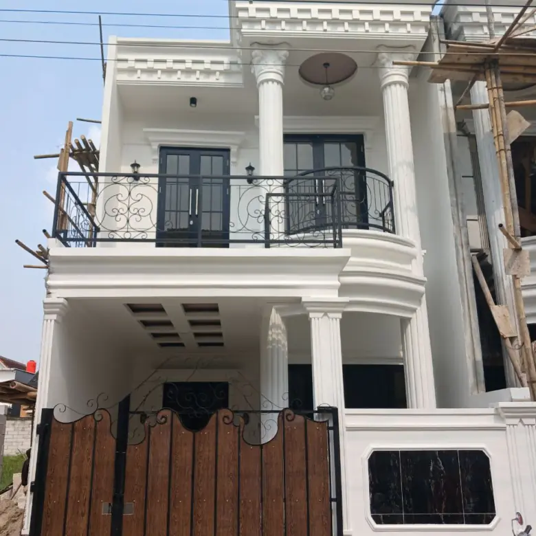 Rumah Mewah Lokasi Premium Dekat Taman Alun-alun GDC Depok 3