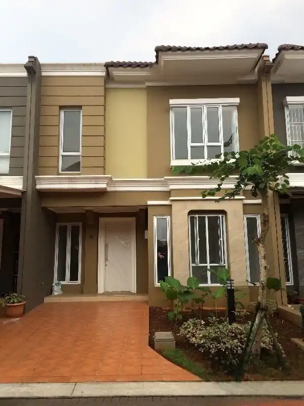 DIJUAL RUMAH KARELIA GADING SERPONG