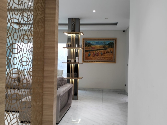 Rumah Siap Huni 2 Lantai Cluster Aquamarine PHG Gading Serpong