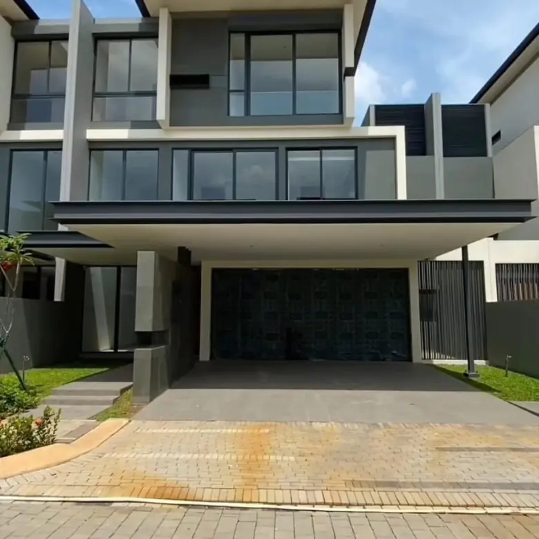 Rumah Bagus Mewah Di Lyndon Navapark BSD Ada Private Lift