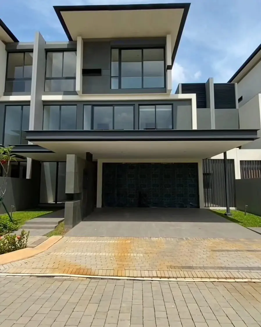 Rumah Bagus Mewah Di Lyndon Navapark BSD Ada Private Lift