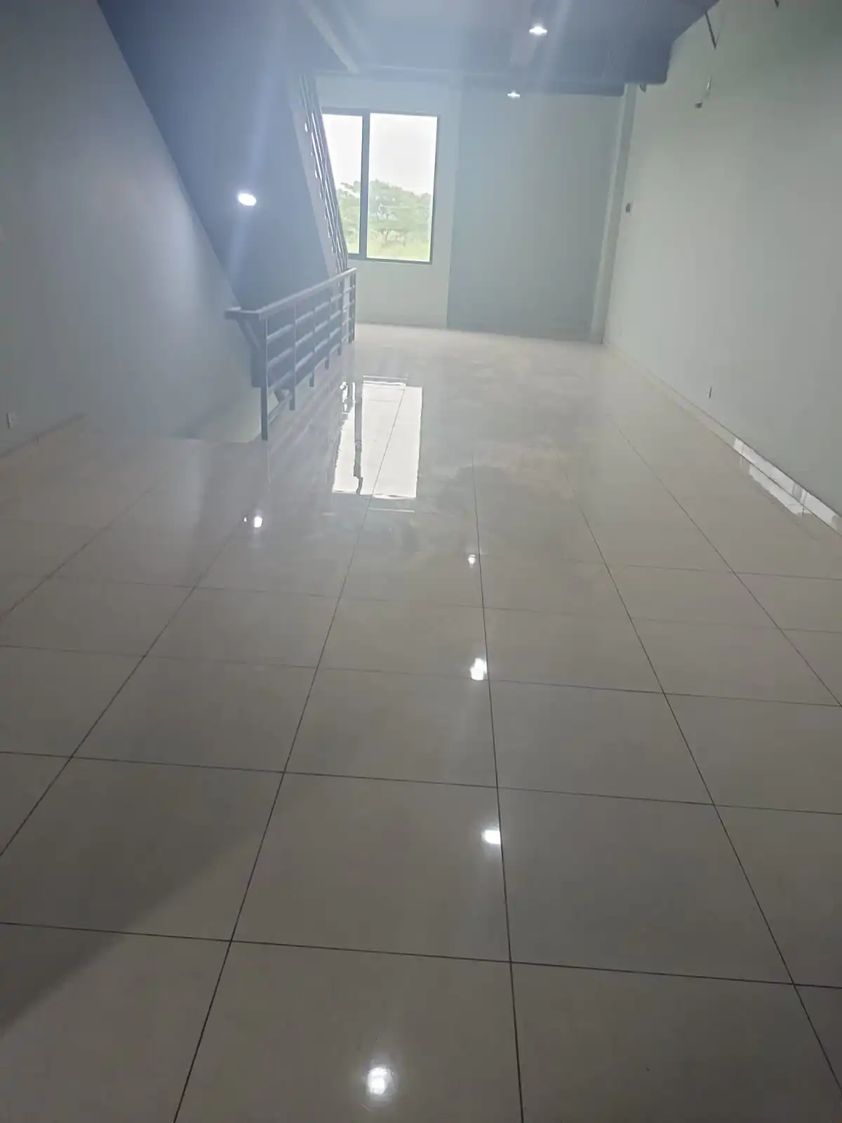 Ruko Bagus 3 Lantai Siap Pakai Ruko Gravitas Lavon City