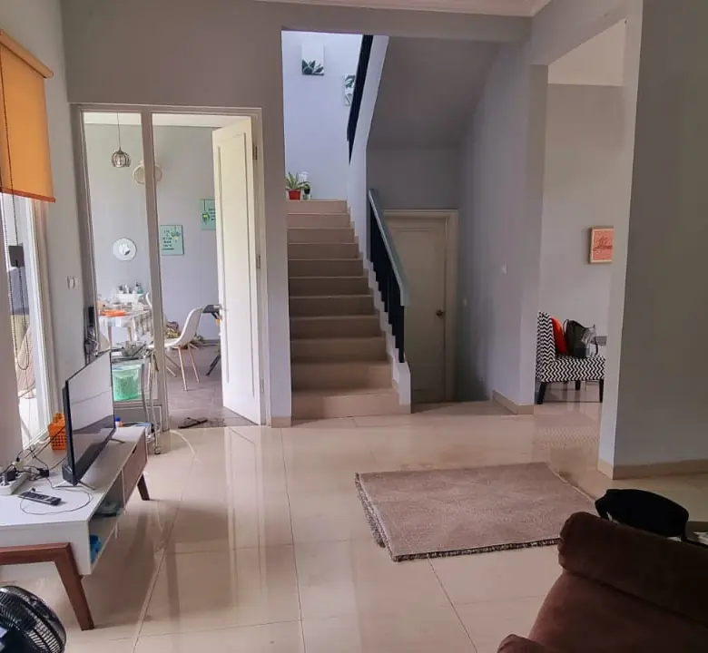 Rumah Bagus Siap Huni 2 Lantai Di Akasia Suvarna Padi Tangerang 2