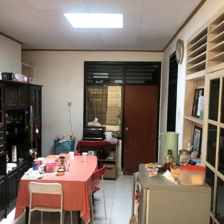 Rumah Bagus 1 Lantai Joglo Kembangan Jakarta Barat 4