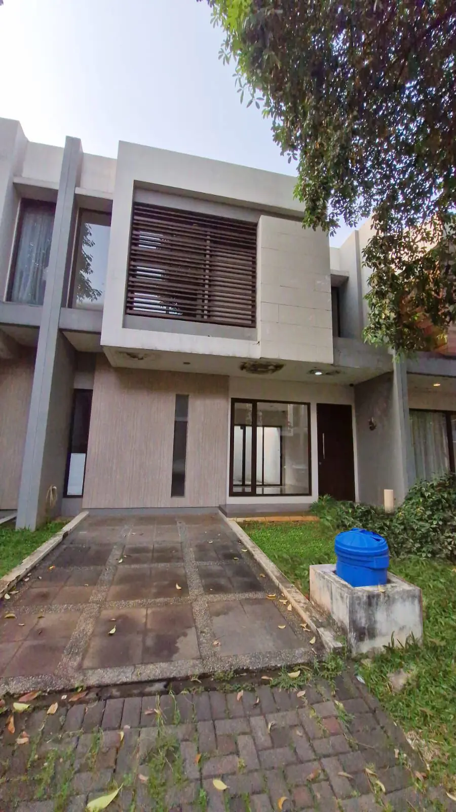 Rumah Bagus Siap Huni 2 Lantai Di BSD Eminent Tangerang