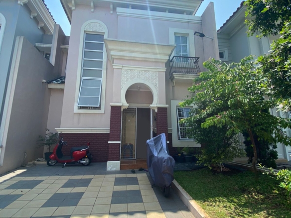 Rumah Bagus 2 Lantai Di Cluster Alicante Gading Serpong