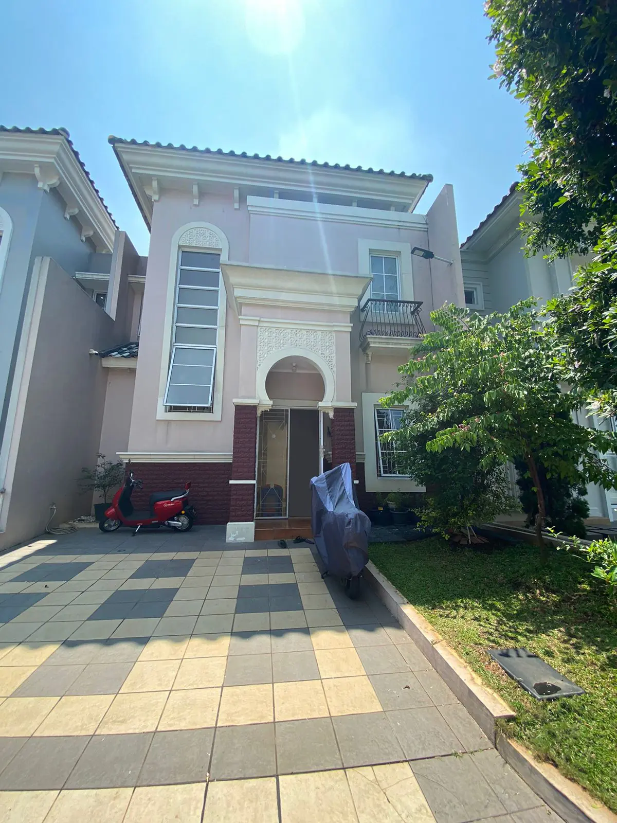 Rumah Bagus 2 Lantai Di Cluster Alicante Gading Serpong