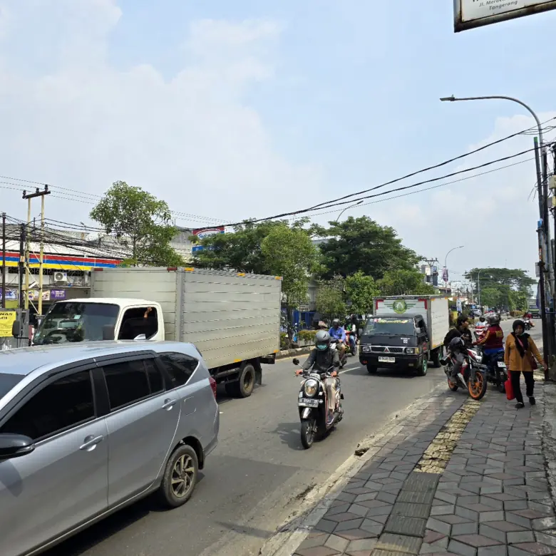 Jalan Raya Merdeka Tangerang 2