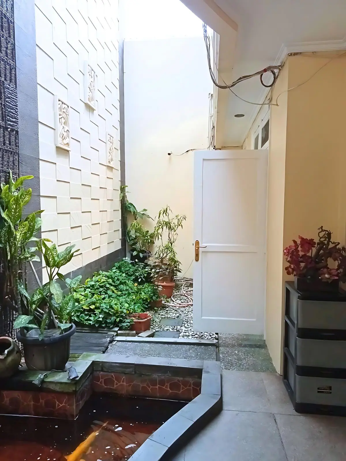 Rumah di Jalan Hartono Raya Modernland