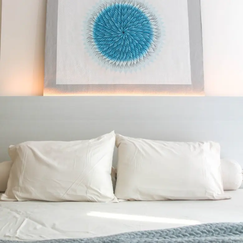 Bed Pada Kamar Tidur Apartemen Brooklyn Alam Sutera